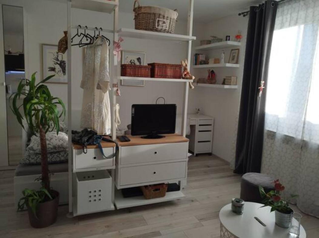 New Studio Apartment Sun With Free Parking Zagreb Eksteriør billede