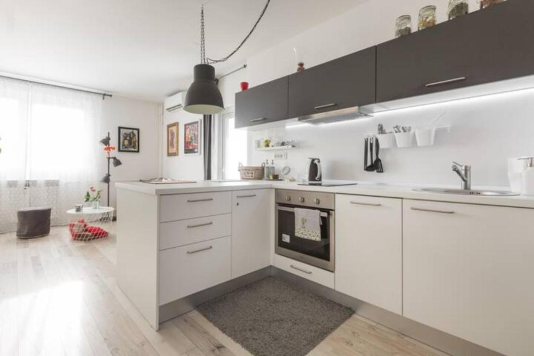 New Studio Apartment Sun With Free Parking Zagreb Eksteriør billede