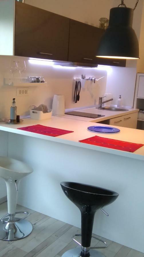 New Studio Apartment Sun With Free Parking Zagreb Eksteriør billede